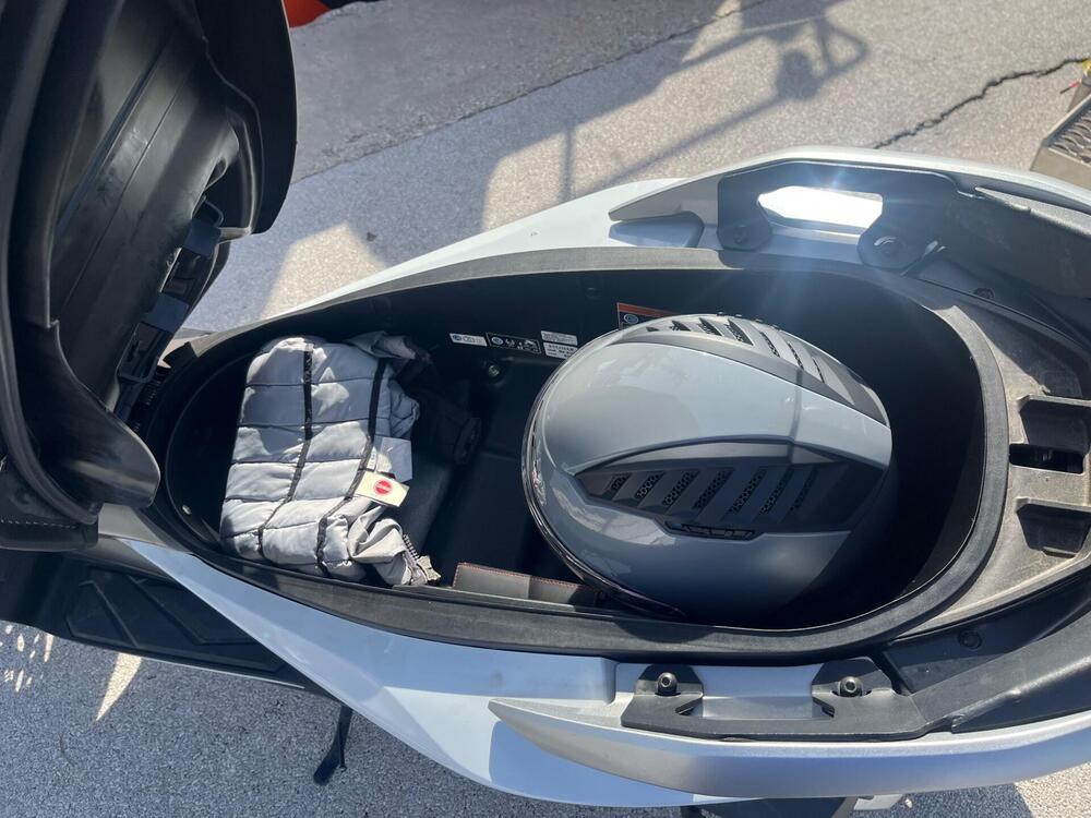 Honda Forza 350 (2022 - 24) (8)