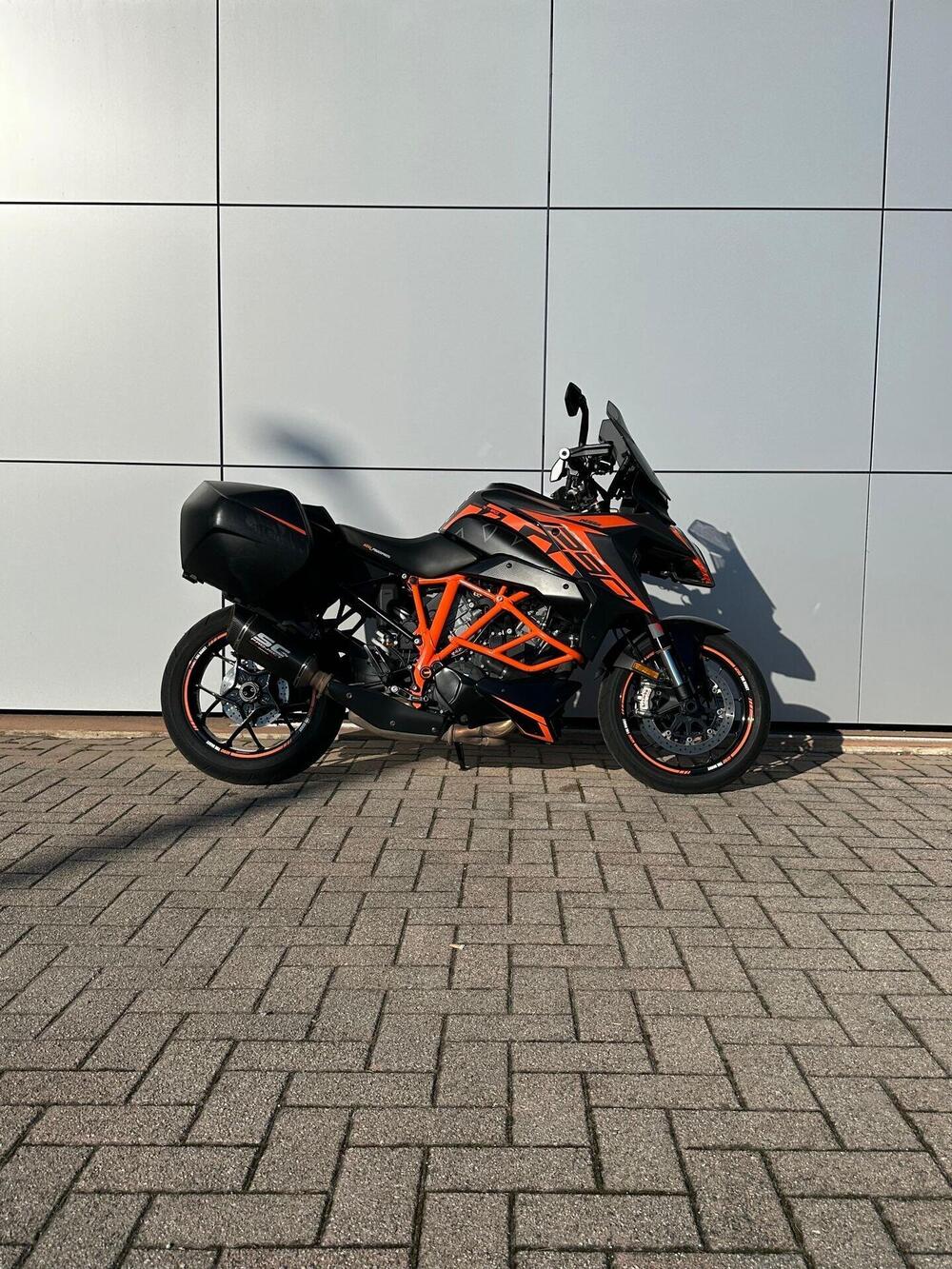 KTM 1290 Super Duke GT (2019 - 20) (4)