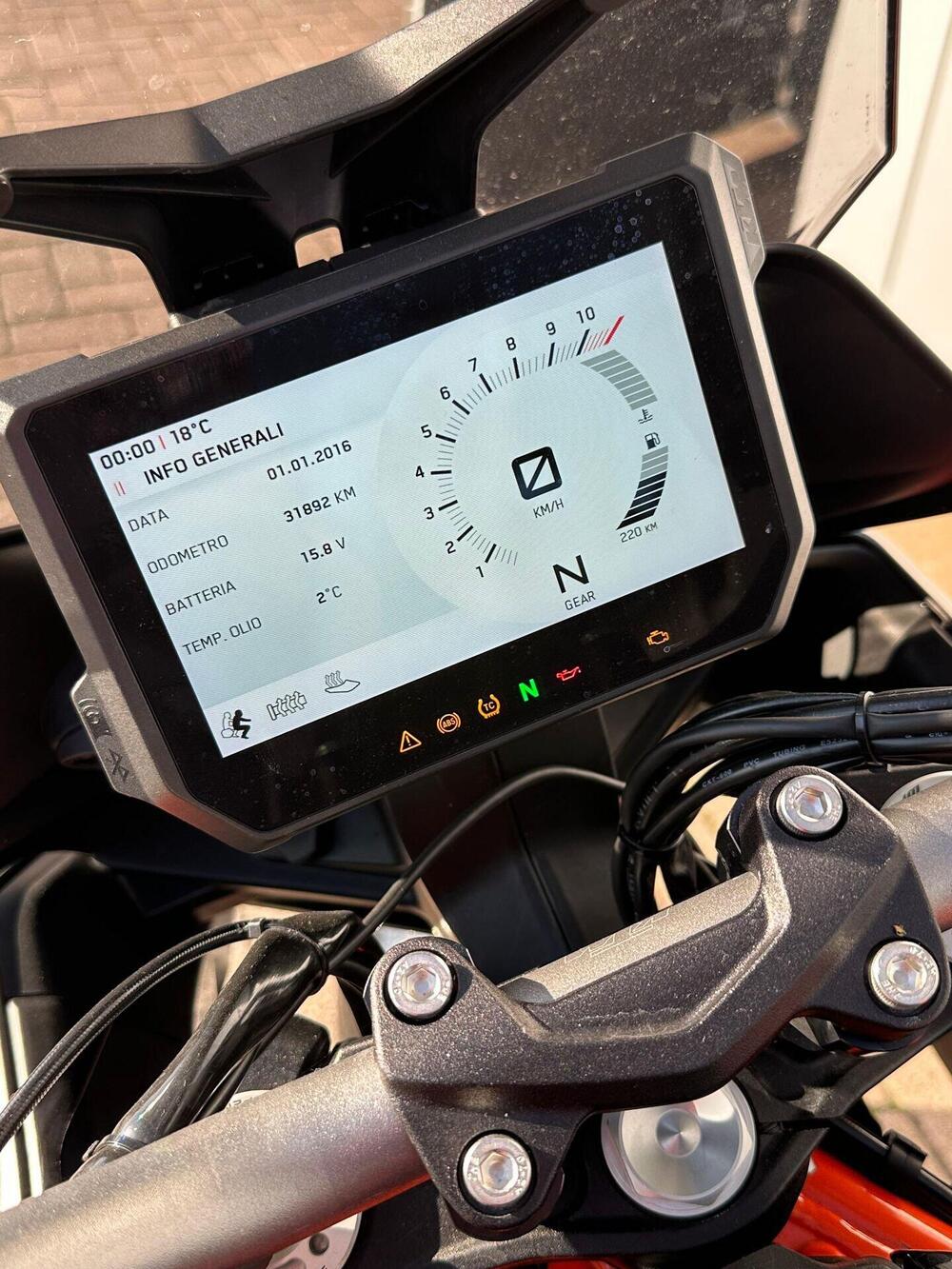 KTM 1290 Super Duke GT (2019 - 20) (6)