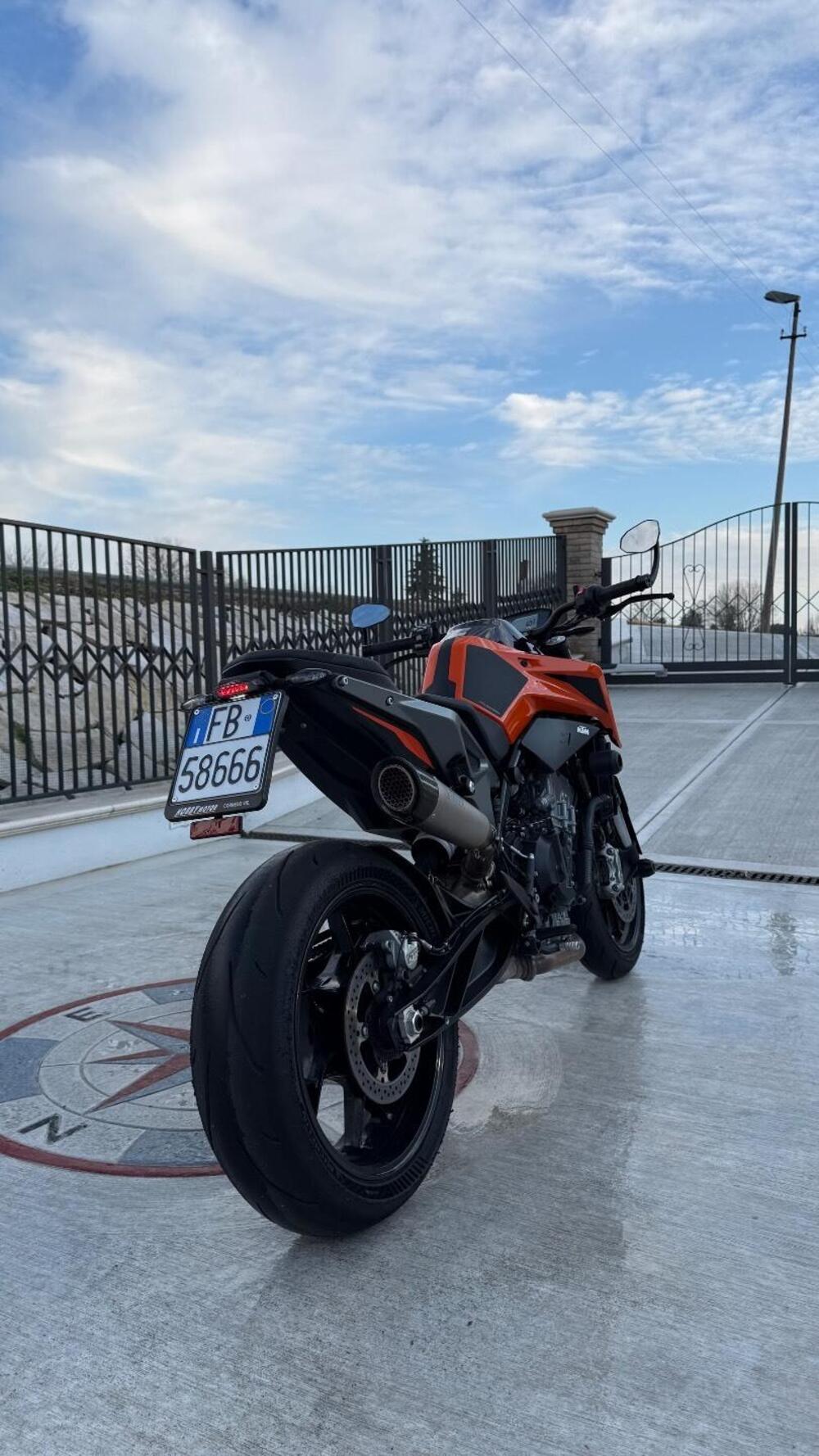 KTM 790 Duke L (2023 - 24) (5)