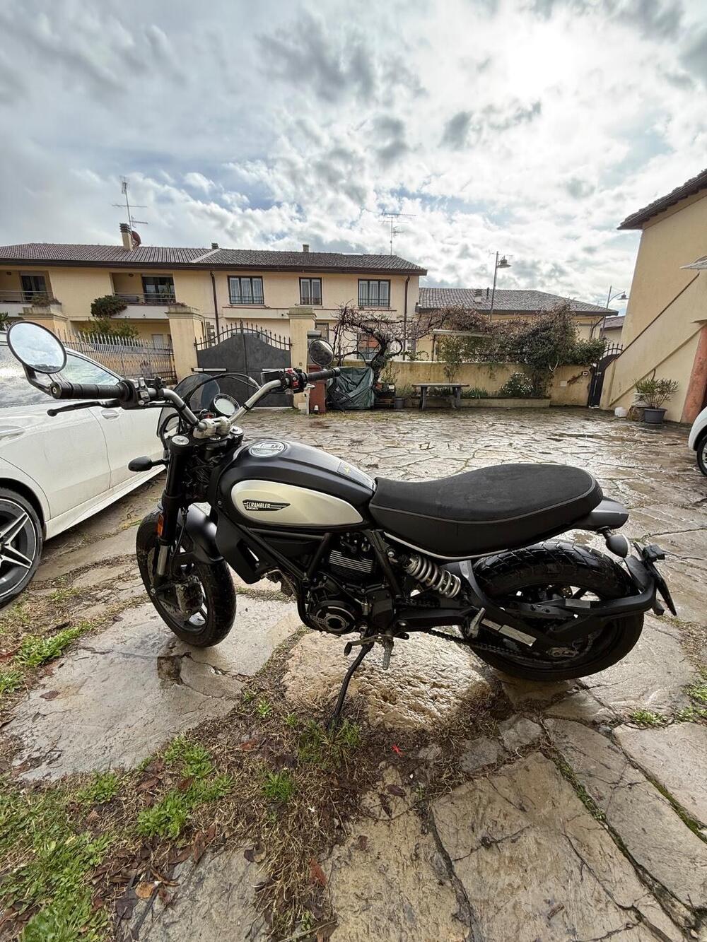 Ducati Scrambler 800 Icon Dark (2020) (5)