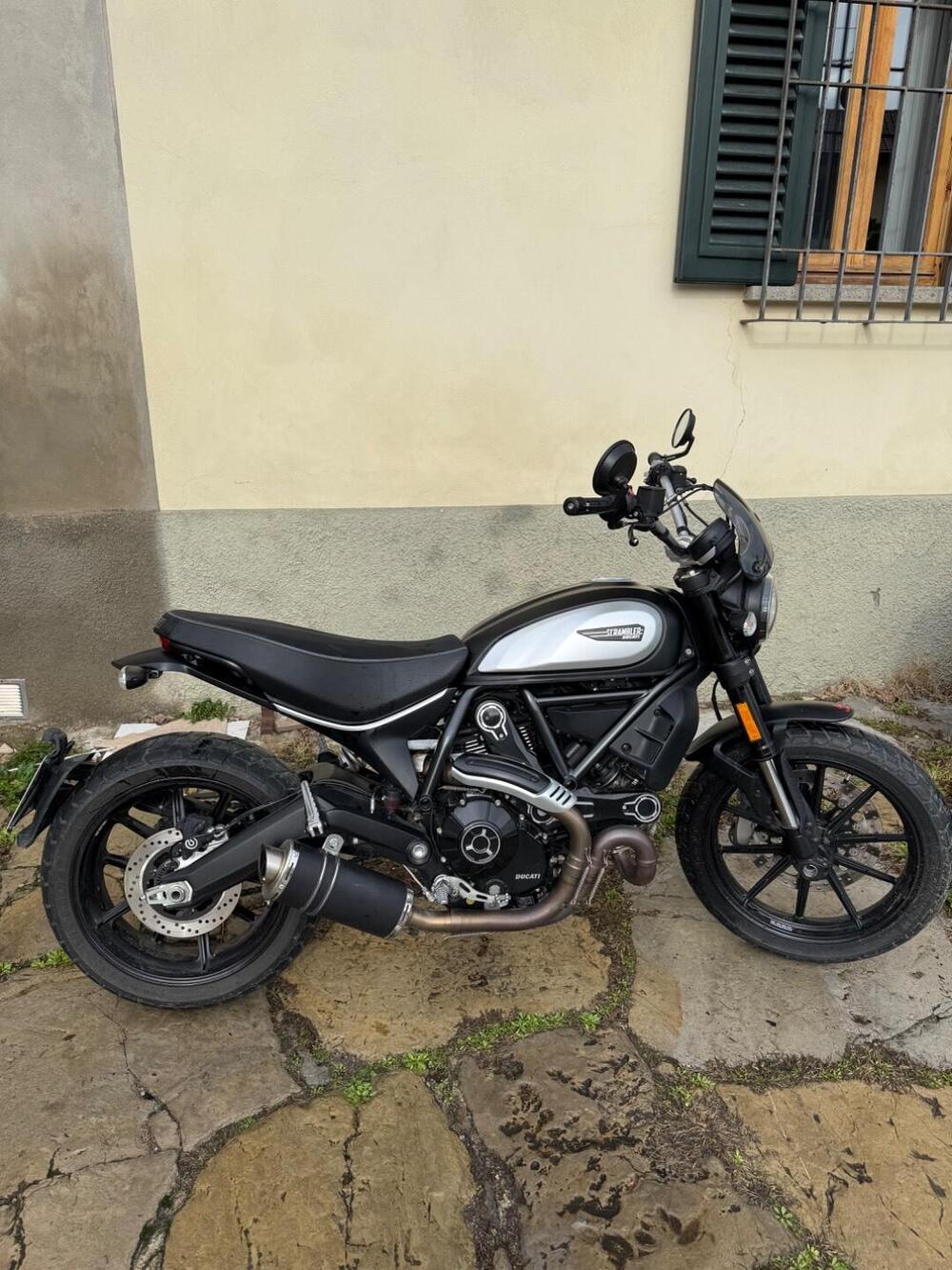 Ducati Scrambler 800 Icon Dark (2020) (6)