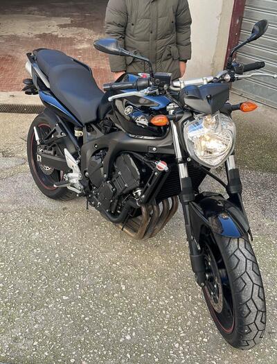 Yamaha FZ6 S2 (2007 - 11) usata