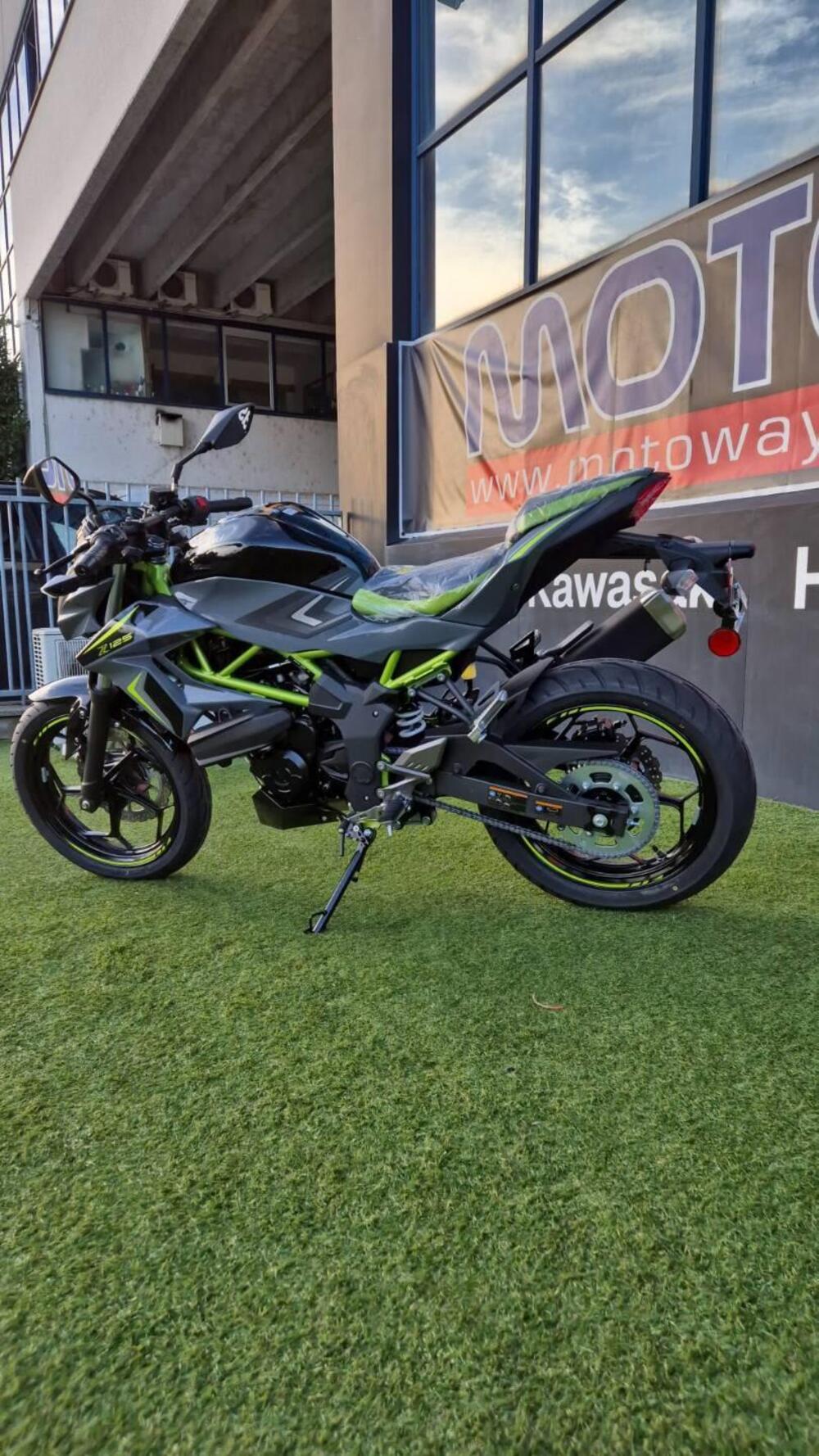 Kawasaki Z 125 (2025 - 26) (4)