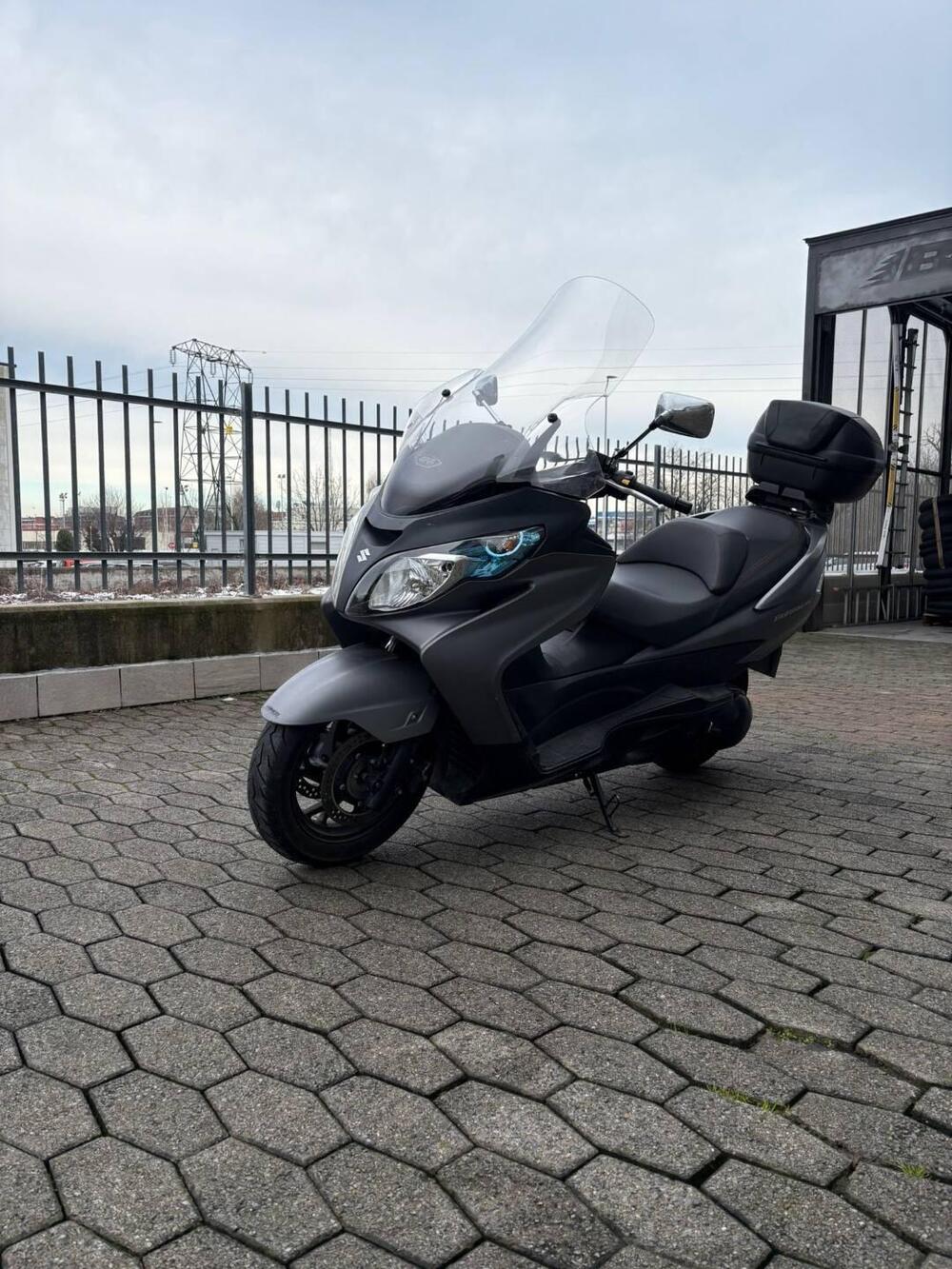 Suzuki Burgman AN 400 Lux ABS (2012 - 17) (2)