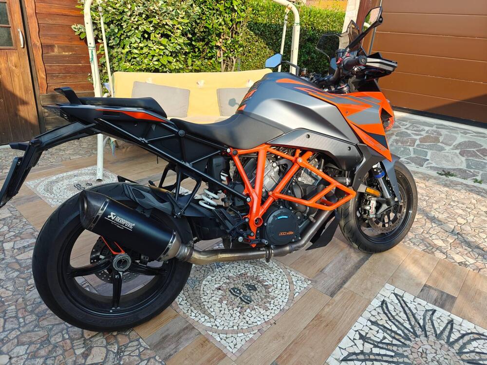 KTM 1290 Super Duke GT (2022 - 25) (8)