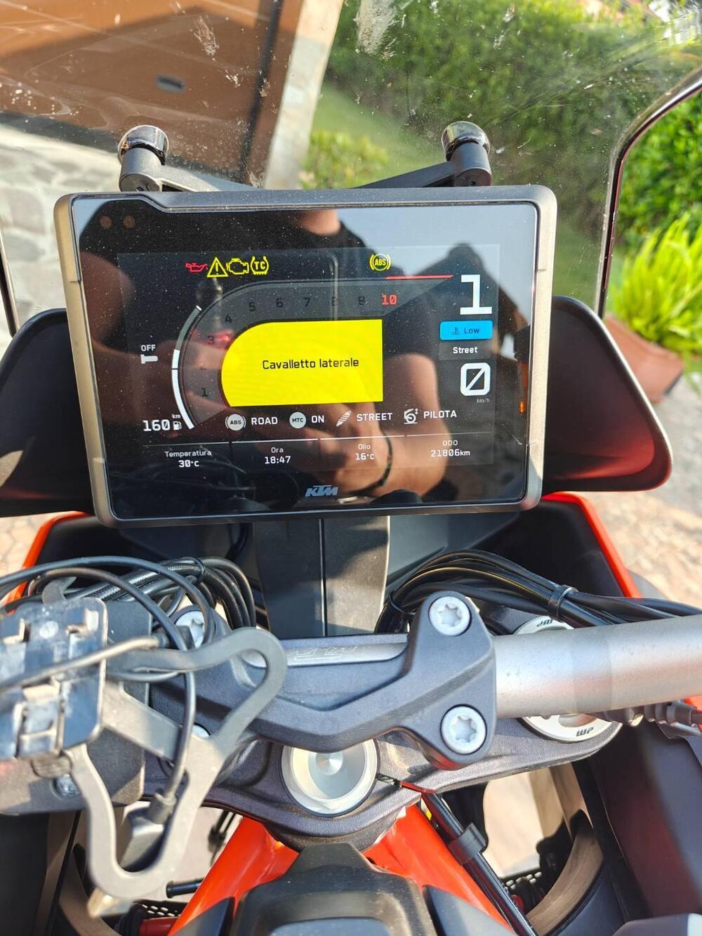 KTM 1290 Super Duke GT (2022 - 25) (10)