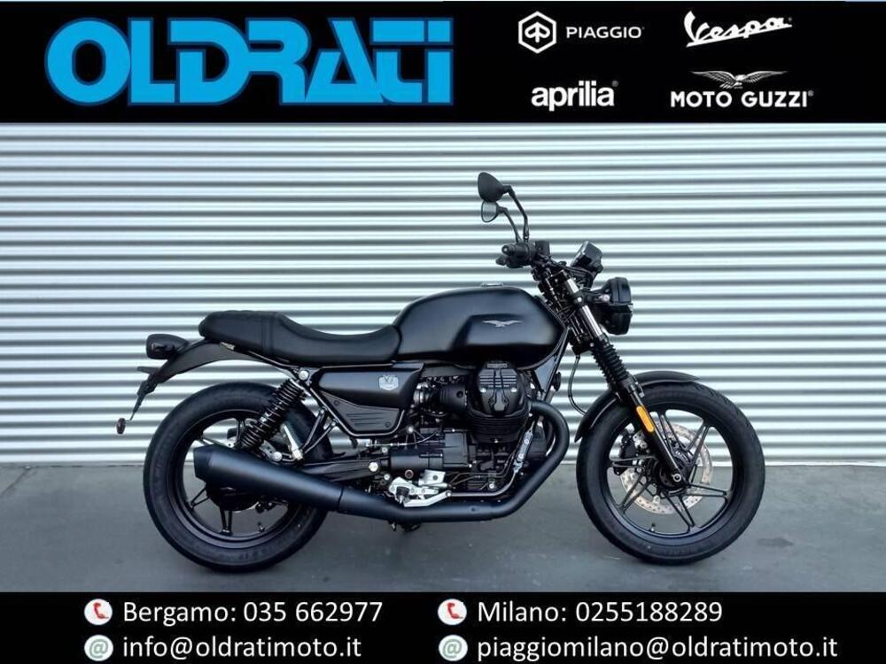Moto Guzzi V7 Stone (2025 - 26)