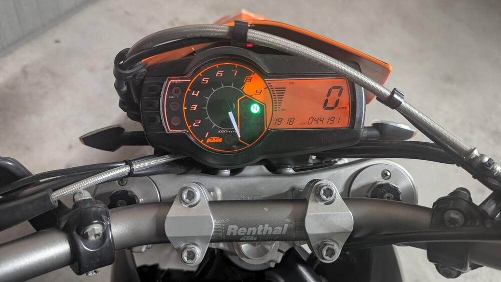 KTM 690 SMC (2008- 11) (3)