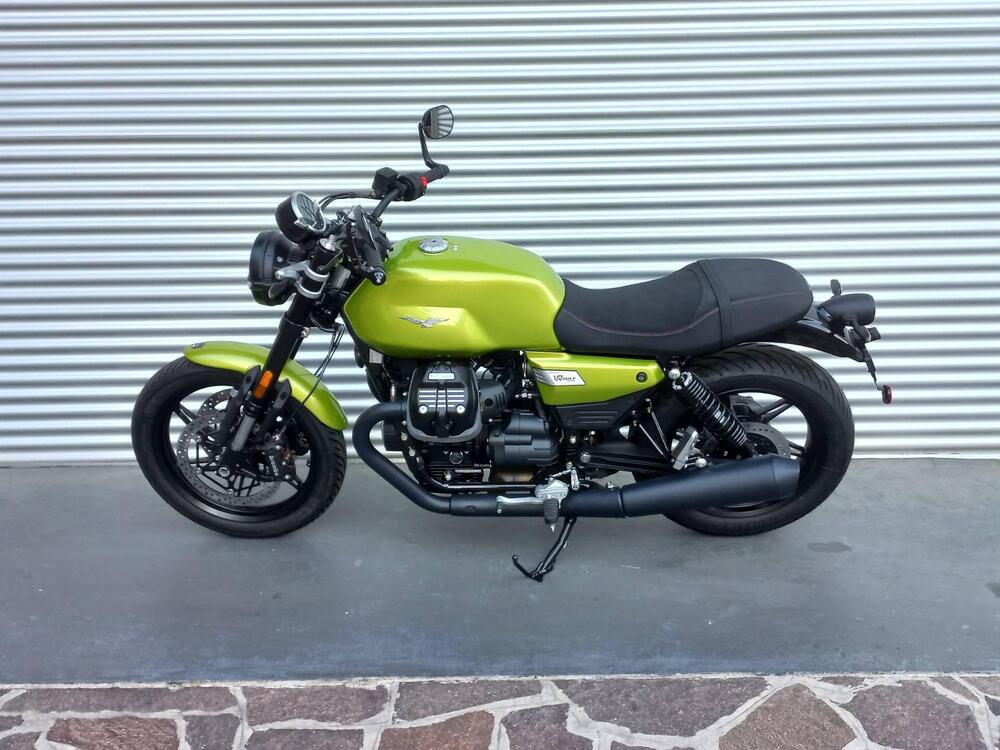 Moto Guzzi V7 Sport (2025 - 26) (5)