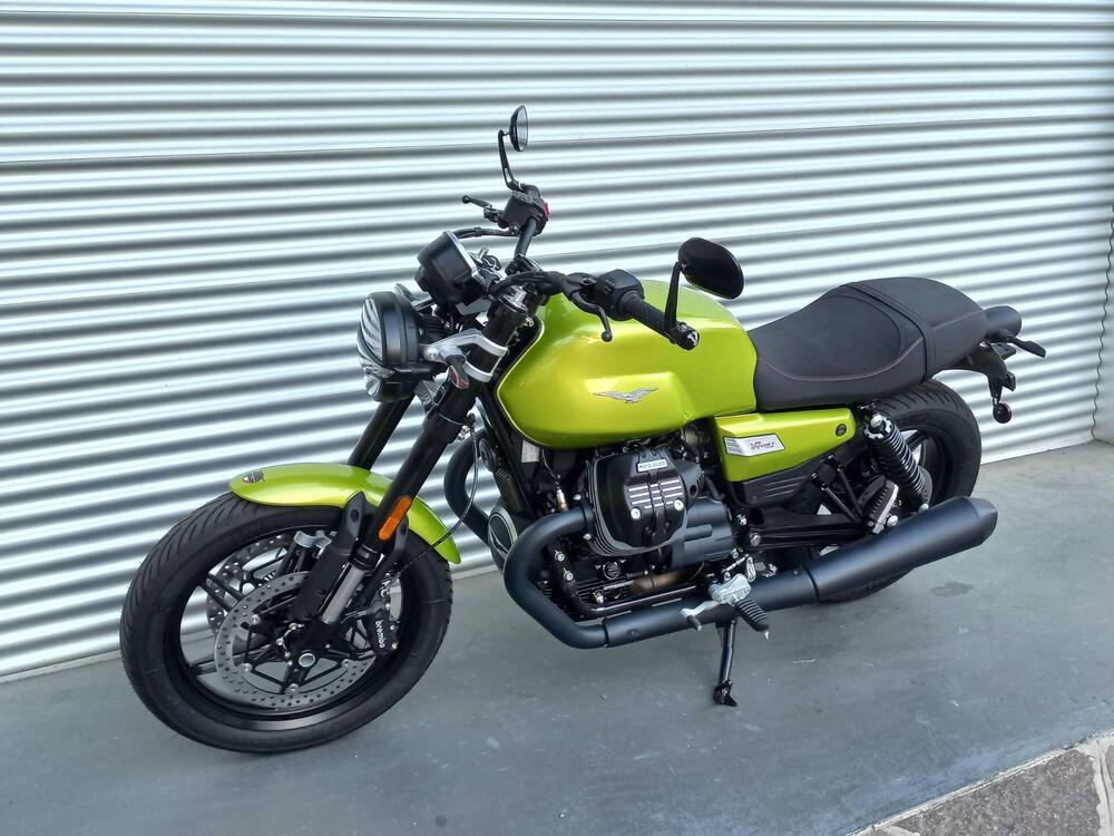 Moto Guzzi V7 Sport (2025 - 26) (4)