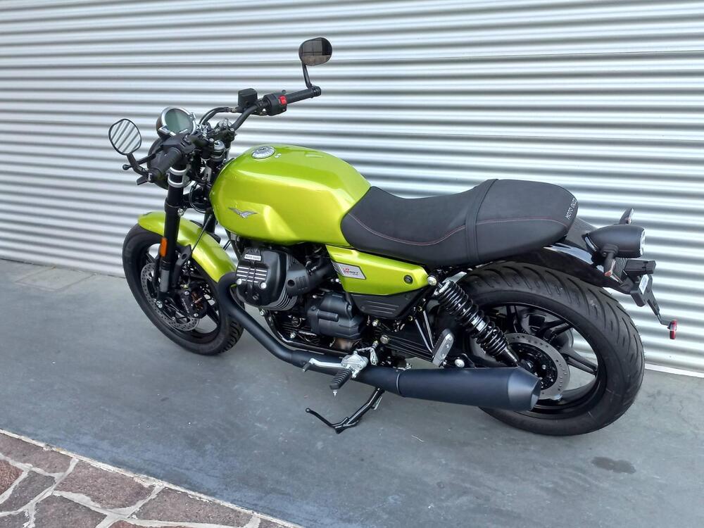 Moto Guzzi V7 Sport (2025 - 26) (6)