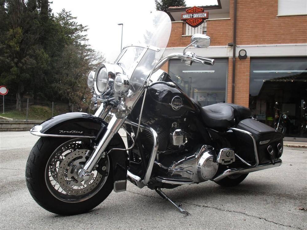 Harley-Davidson 1584 Road King Classic (2007 - 10) - FLHRC (3)