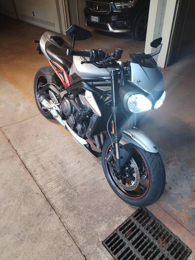 Triumph Street Triple R (2017 - 20) usata