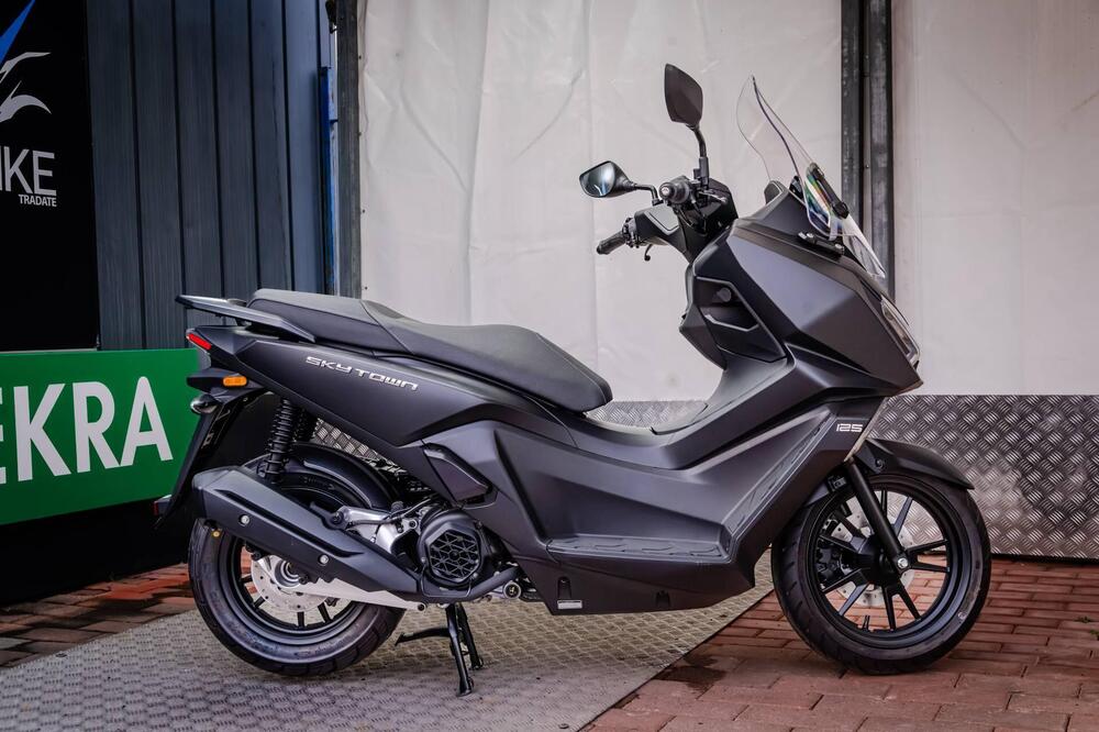Kymco Skytown 125i (2024 - 26) (2)