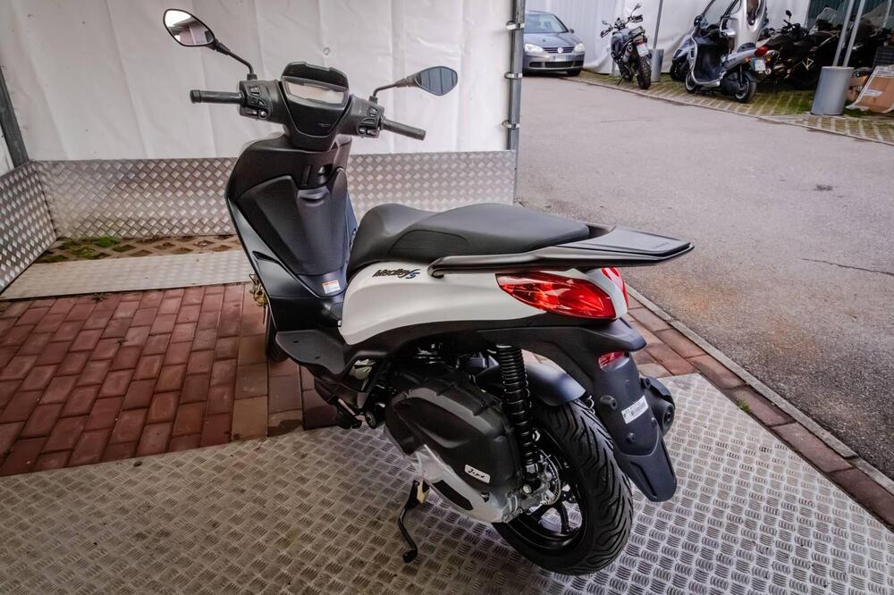 Piaggio Medley 125 S (2025 - 26) (10)