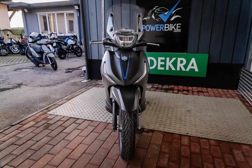 Piaggio Beverly 400 S (2025 - 26) (5)