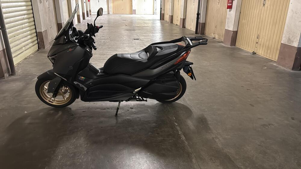 Yamaha X-Max 300 Tech Max (2020) (2)