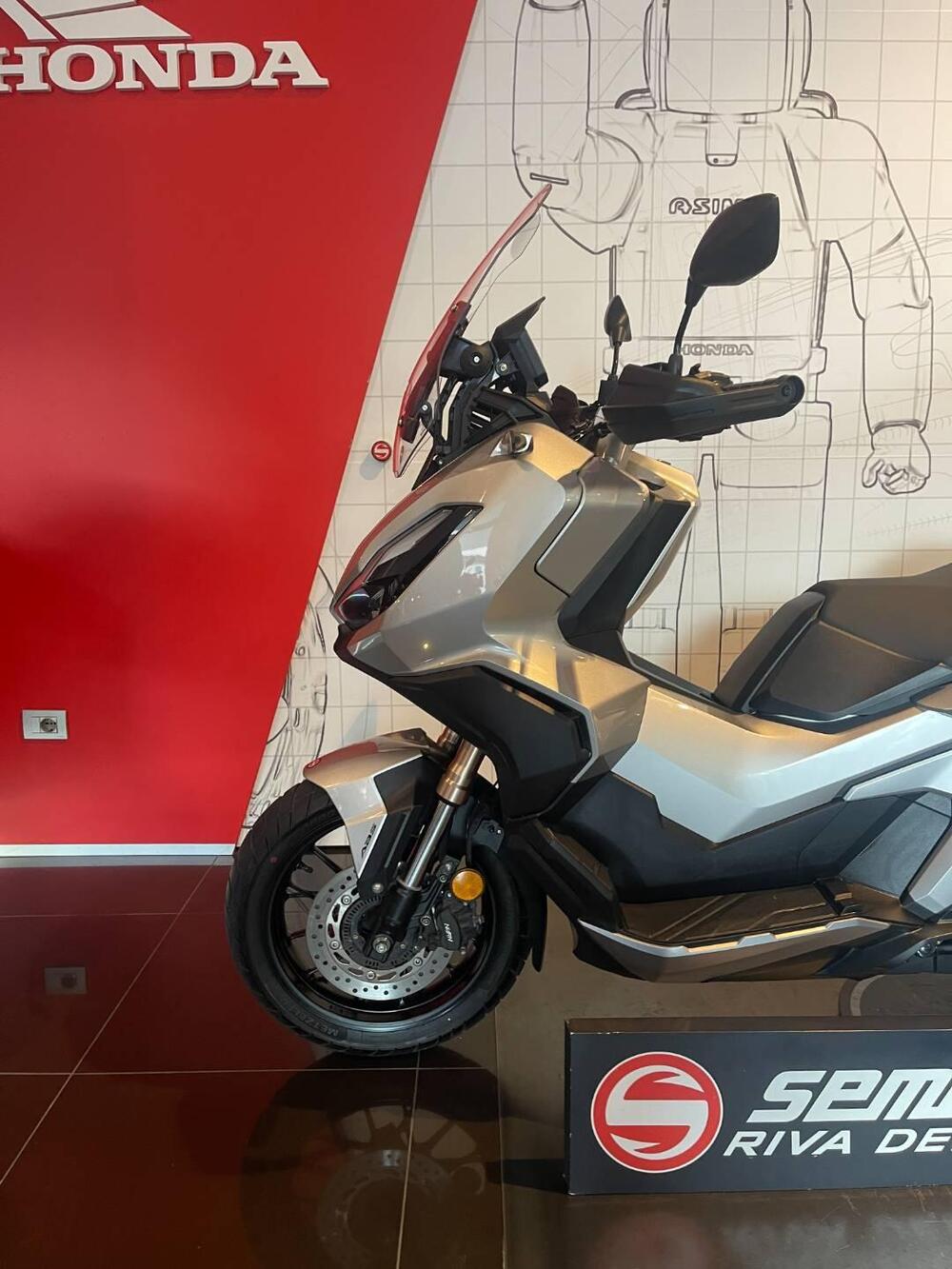 Honda ADV 350 (2022 - 24) (6)