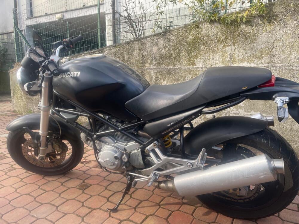 Ducati Monster 600 Dark (1998 - 01) (3)