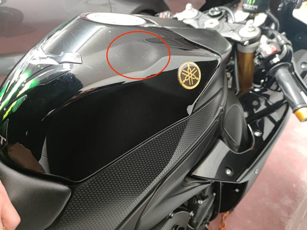 Yamaha YZF R1 (2009 - 11) (6)