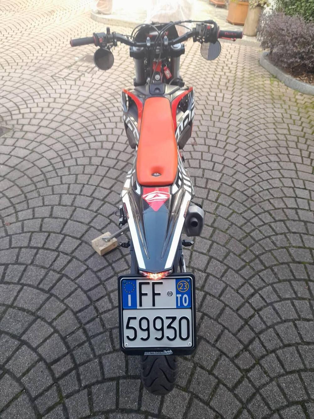 Betamotor RR 125 4T Motard LC (2021 - 23) (3)