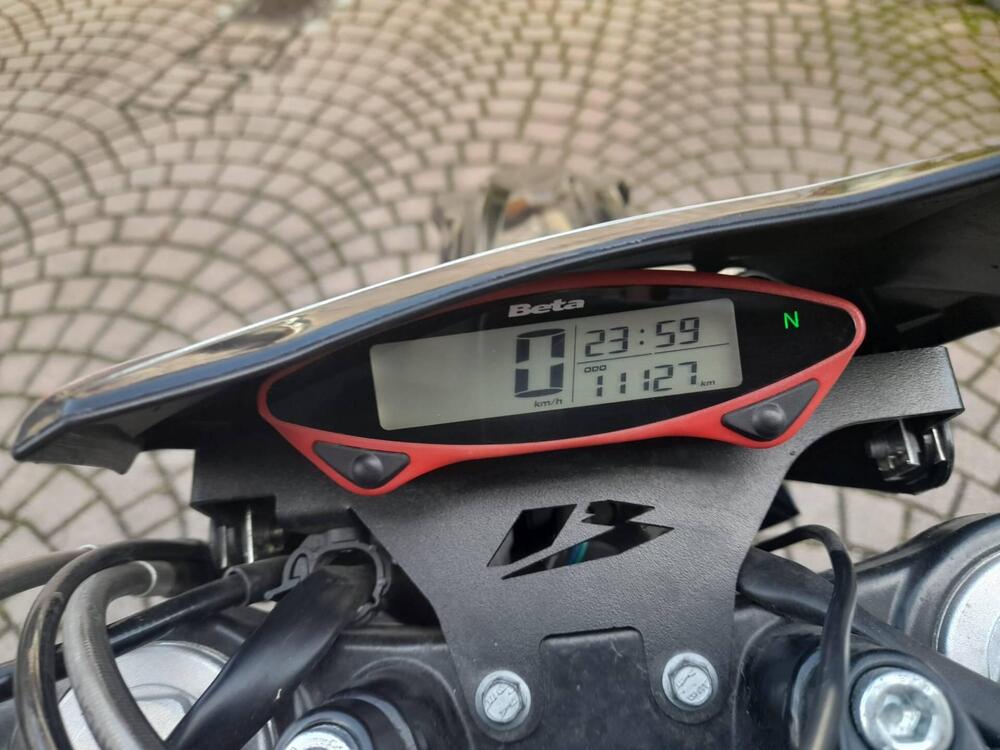 Betamotor RR 125 4T Motard LC (2021 - 23) (4)