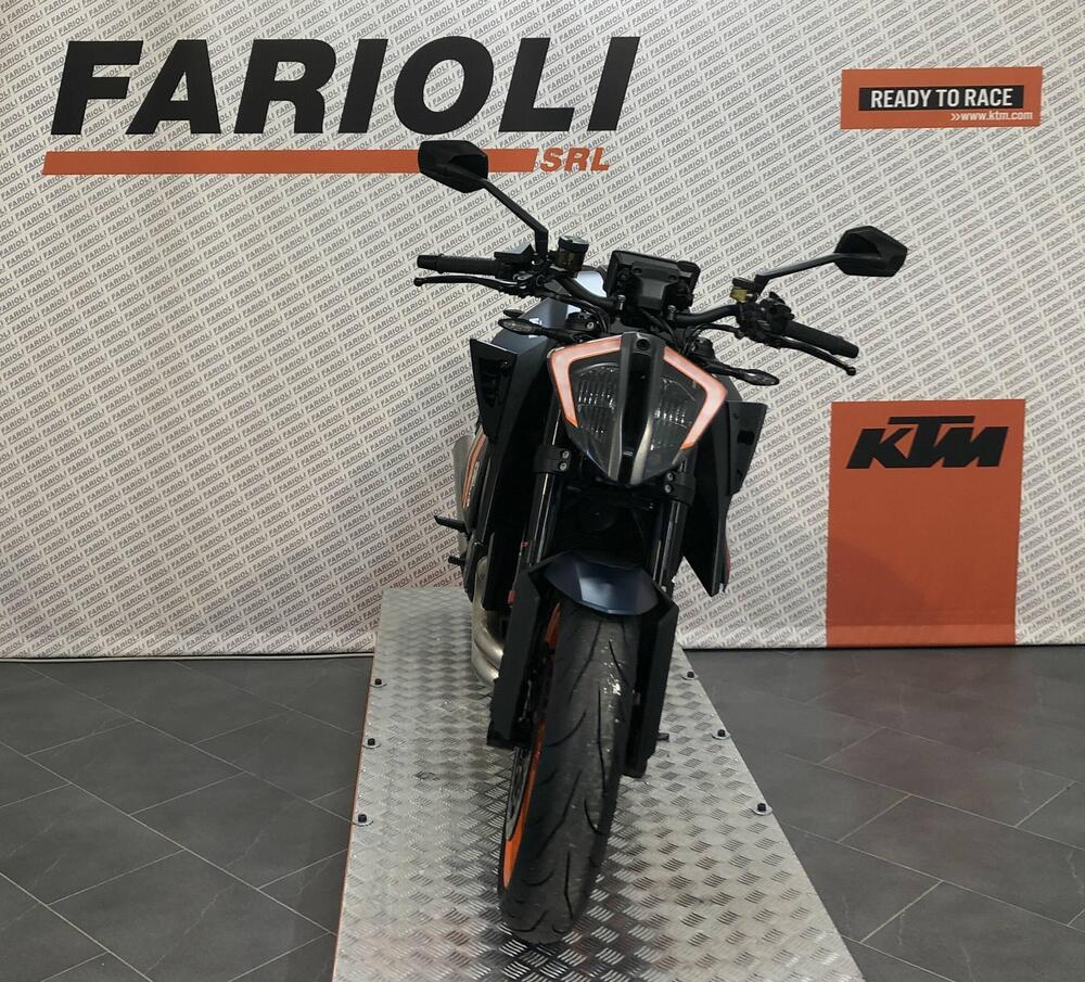 KTM 1290 Super Duke R (2022 - 23) (18)
