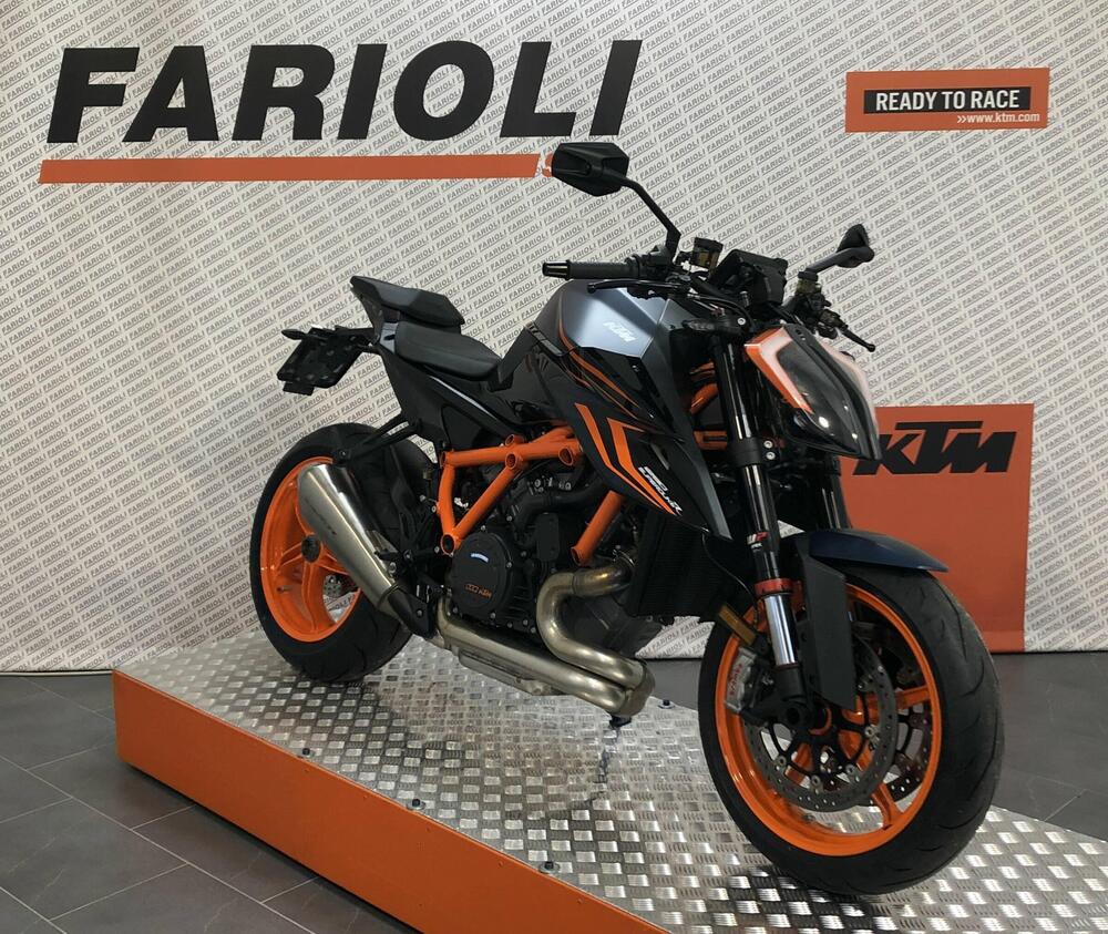 KTM 1290 Super Duke R (2022 - 23) (19)