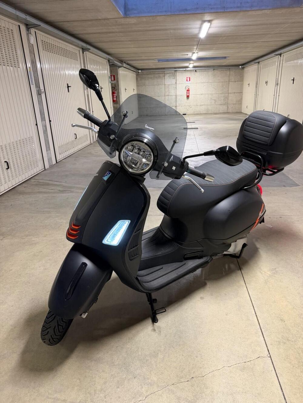 Vespa GTS 300 Super Sport (2023 - 24)