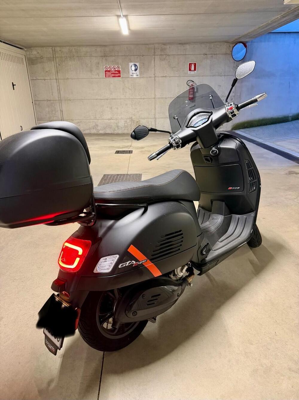 Vespa GTS 300 Super Sport (2023 - 24) (3)