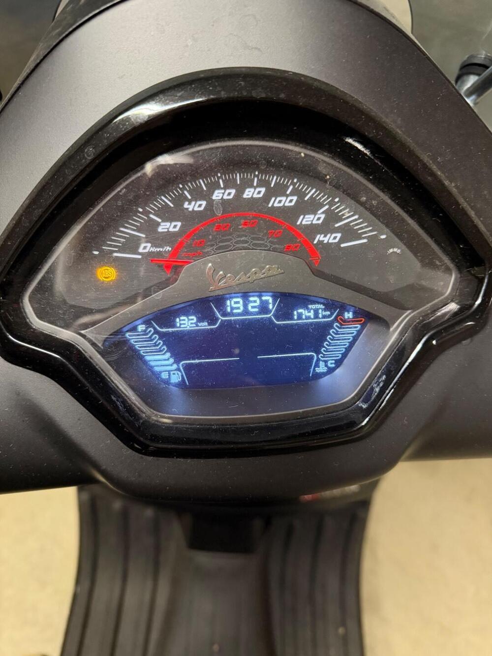 Vespa GTS 300 Super Sport (2023 - 24) (8)