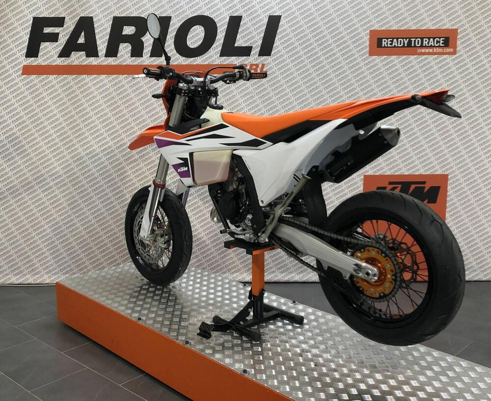 KTM 125 XC-W (2025) (4)