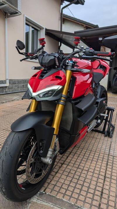 Ducati Streetfighter V4 S (2023 - 24) usata