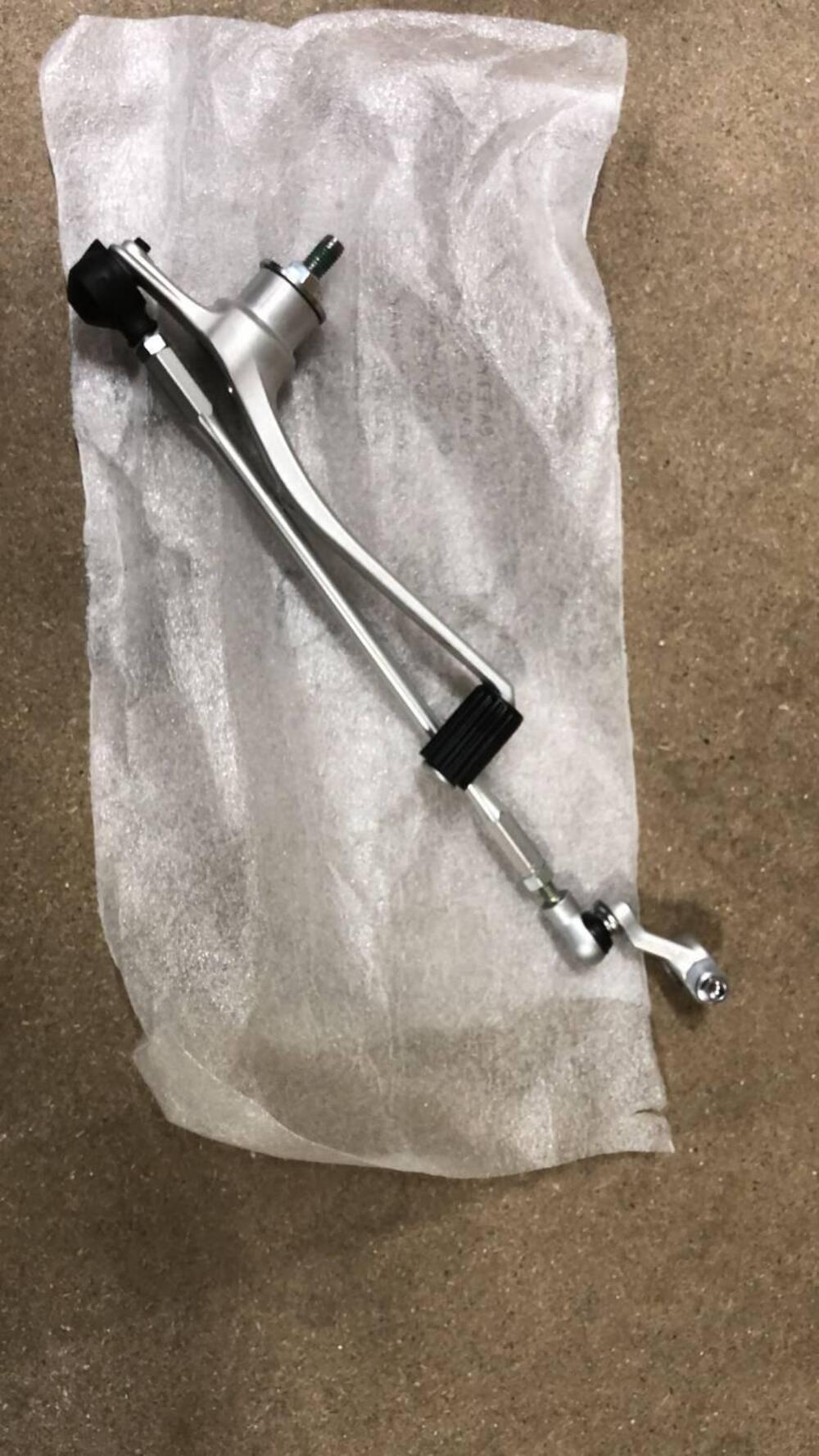 LEVA CAMBIO COMPLETO PER HONDA CBR 1000 RR-R 24701