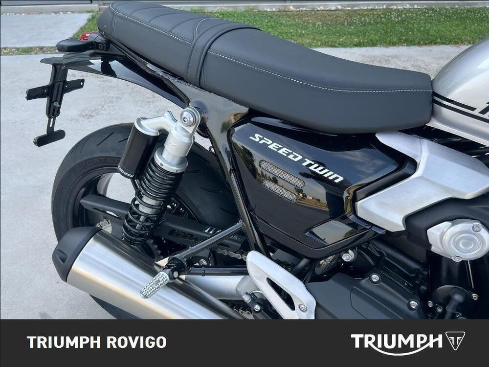 Triumph Speed Twin 1200 (2025 - 26) (4)