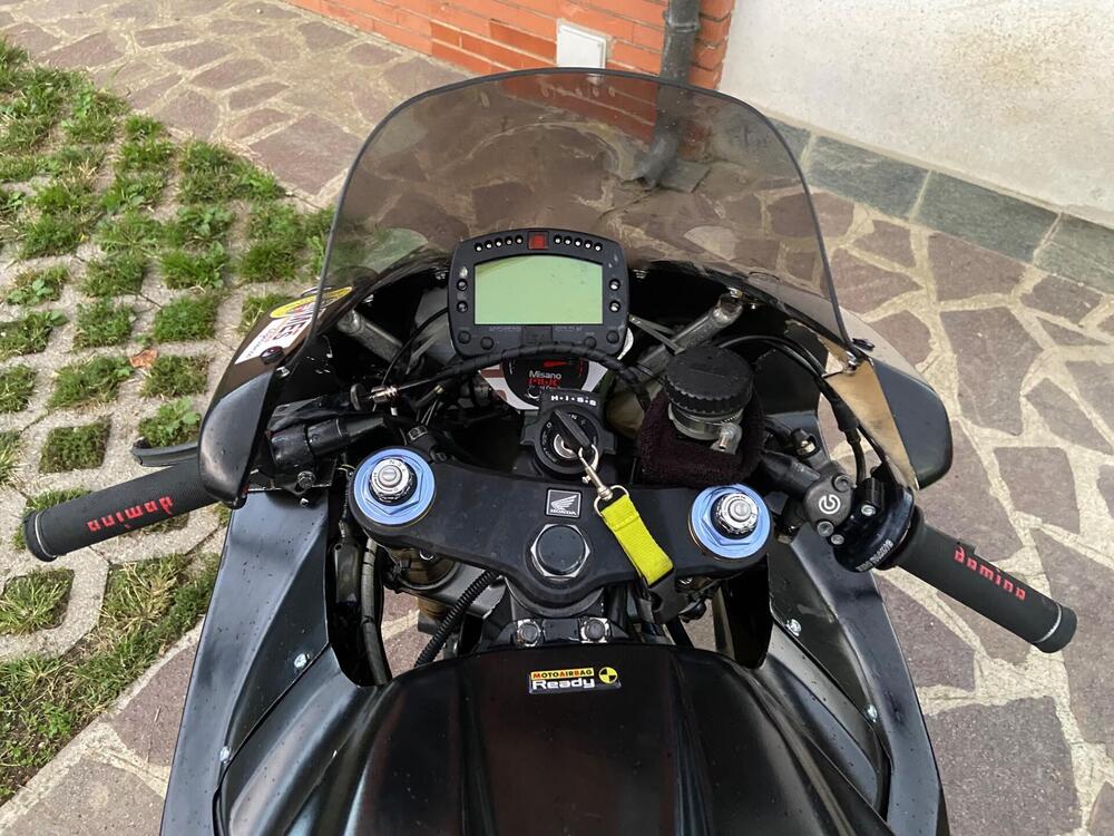 Honda CBR 600 RR (2005 - 06) (6)