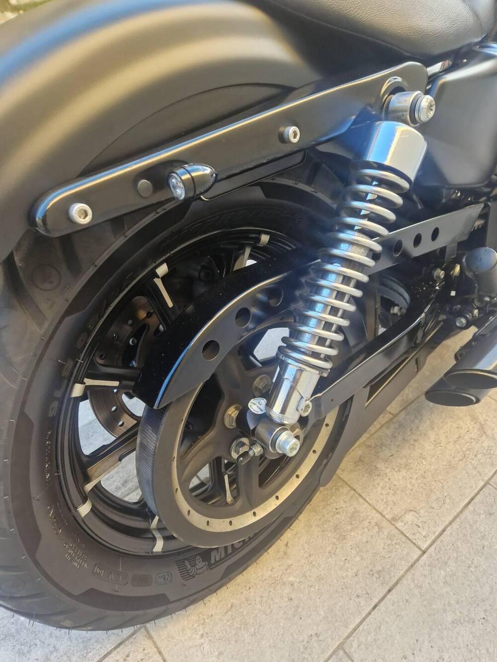 Harley-Davidson 883 Iron (2014 - 16) - XL 883N (8)