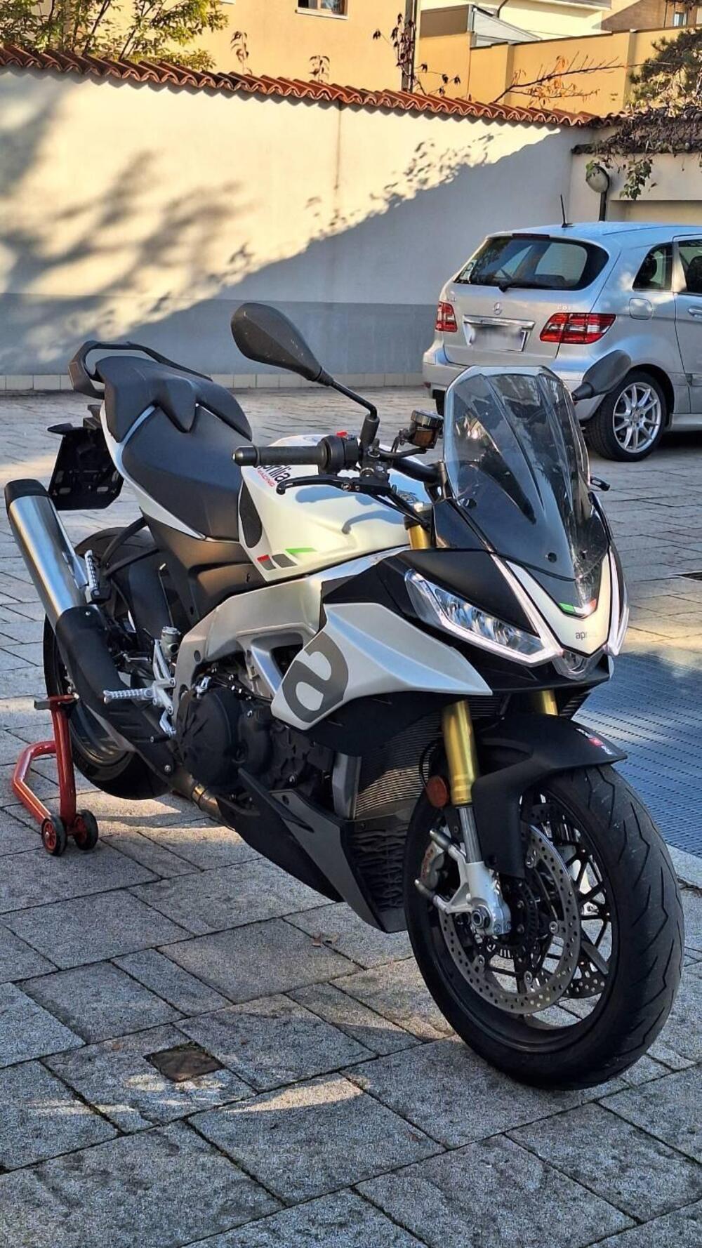 Aprilia Tuono V4 (2021 - 24) (4)