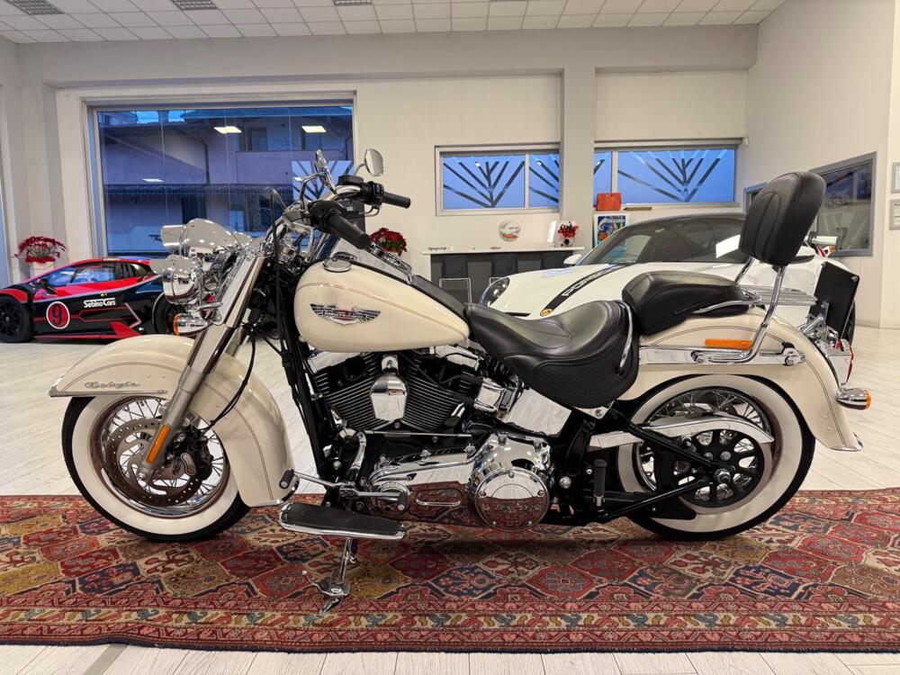 Harley-Davidson 1690 Deluxe ABS (2011 - 16) - FLSTN (3)