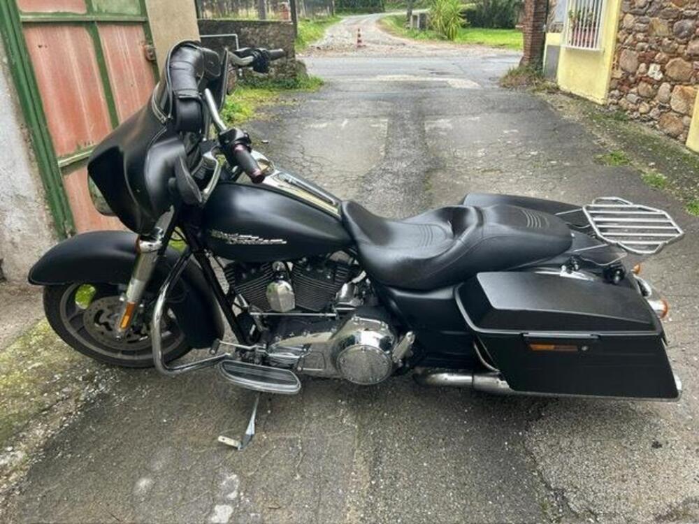 Harley-Davidson 1584 Street Glide (2008 - 10) - FLHX (6)