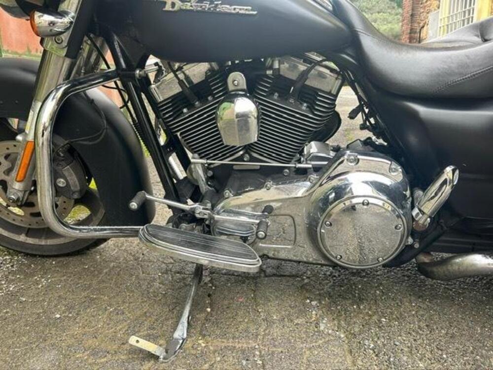 Harley-Davidson 1584 Street Glide (2008 - 10) - FLHX (7)