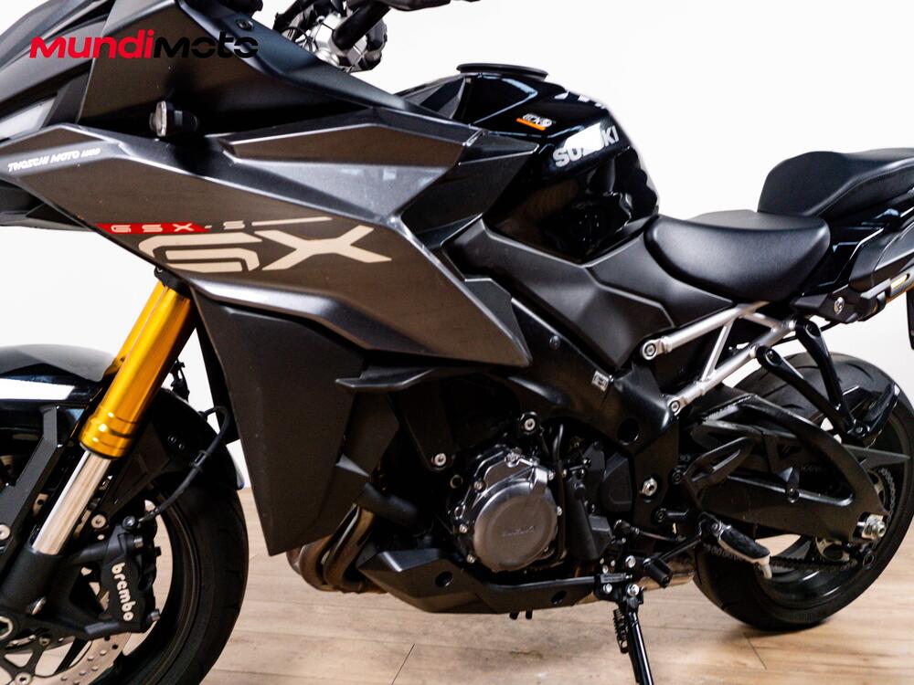 Suzuki GSX S 1000 F ABS (2014 -17) (9)