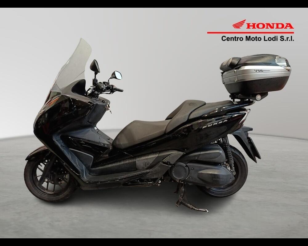 Honda Forza 300 ABS (2013 - 17) (3)