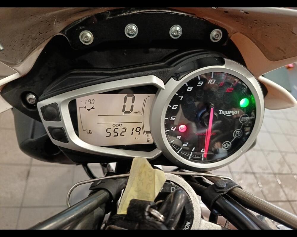 Triumph Speed Triple 1050 R ABS (2011 - 15) (5)