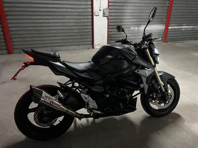 Suzuki GSR 750 (2010 - 15) usata
