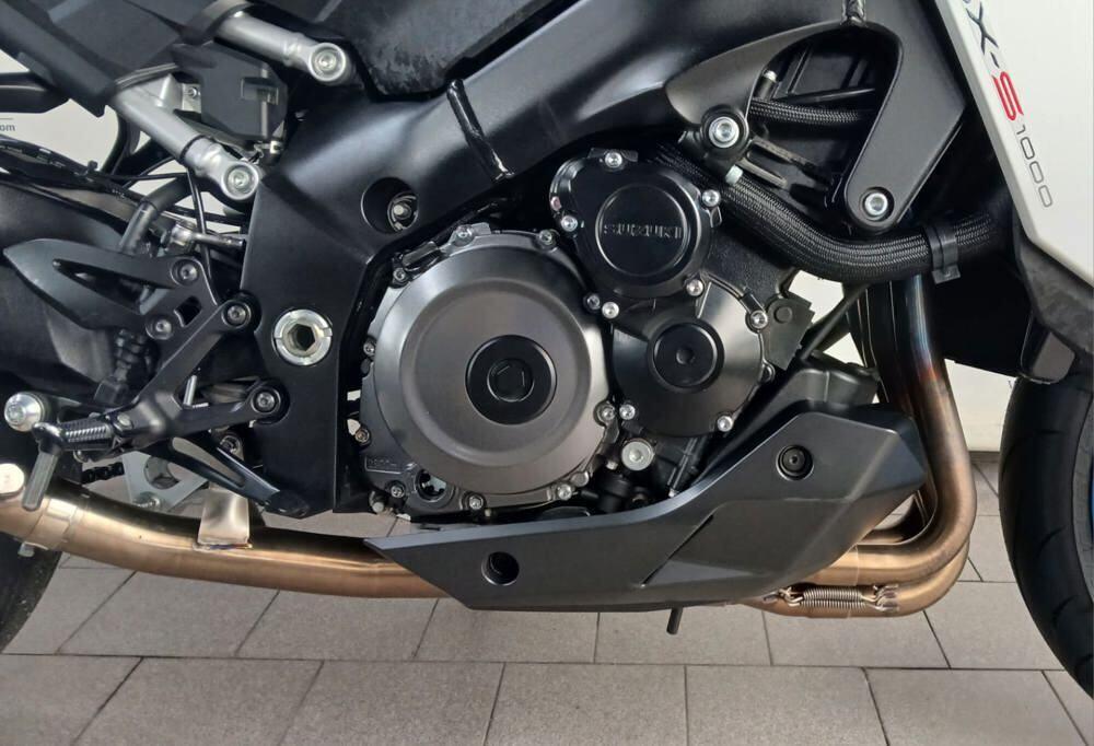Suzuki GSX-S1000 (2021 - 25) (6)