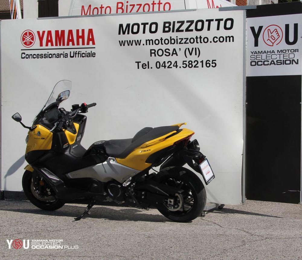 Yamaha T-Max 560 (2022 - 24) (4)