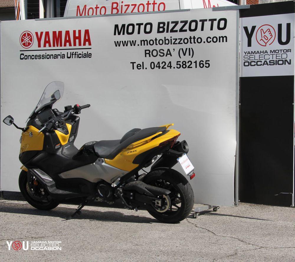Yamaha T-Max 560 (2022 - 24) (4)