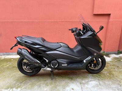 Yamaha T-Max 560 (2020 - 21) usata